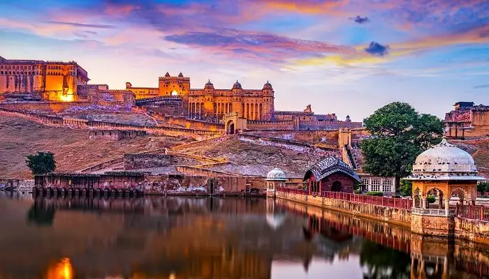 Faridabad to Jaipur Cab Service - Luxury Ride with Taj Mahal View